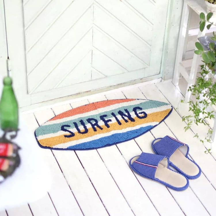 【送料無料】ギフトOK！「サーフィン＆海好きにおすすめ」サーフボード型マット