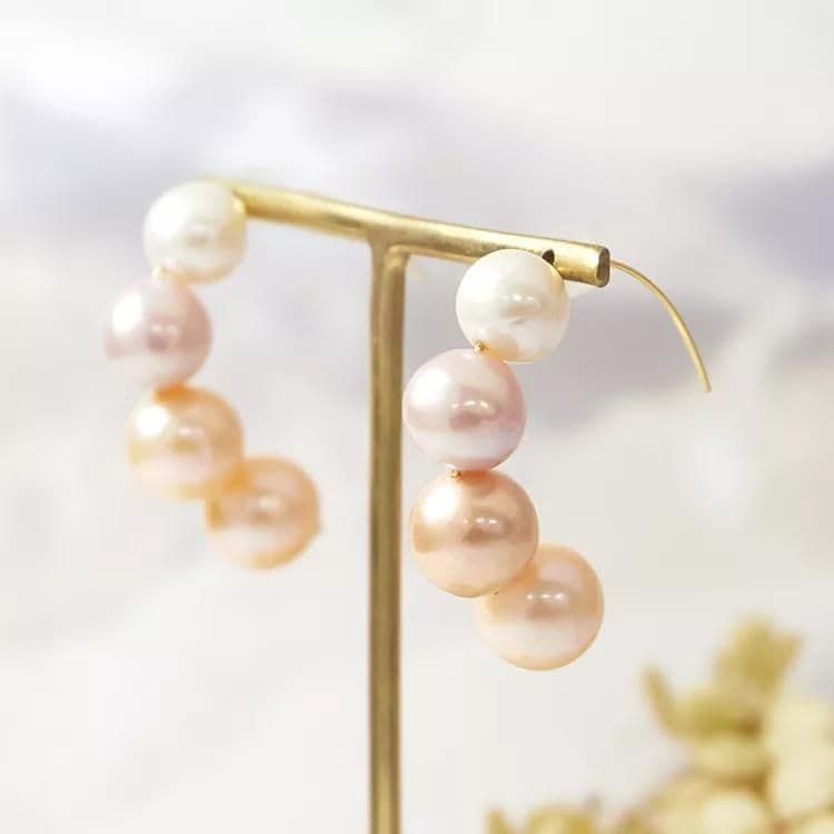Natural color pearl pierce