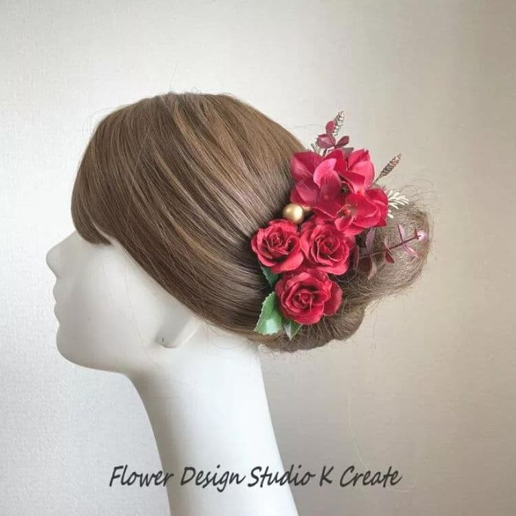 赤いミニ薔薇と紫陽花とユーカリのヘッドドレス　成人式　ウェディング　結婚式　前撮り　髪飾り　ヘッドピース　美女と野獣
